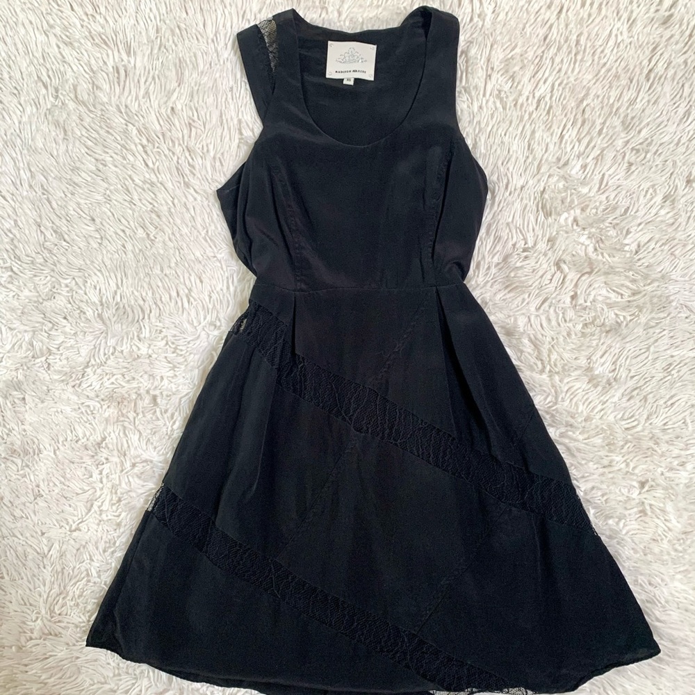 🦋Madison Marcus silk dress